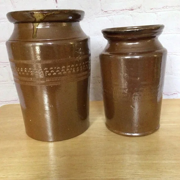 Vintage Hand Made Salt Glazed Incised Pottery Crocks - Set of 2 - Picture 4 of 8